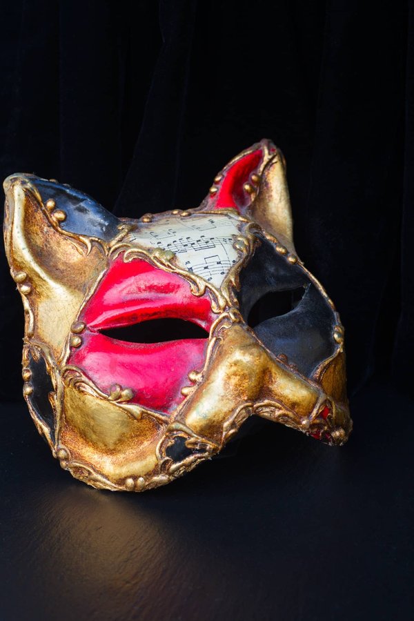 Quels sont les meilleurs masques pour resserrer les pores du visage avec des fruits de saison?